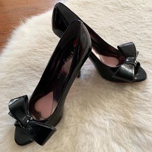 Paris Hilton Black Patent Bow High Heels